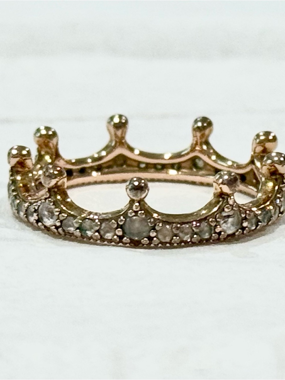 Pandora Crown Ring, size 6,5. Color: “Rose Gold” with Pavé Stones